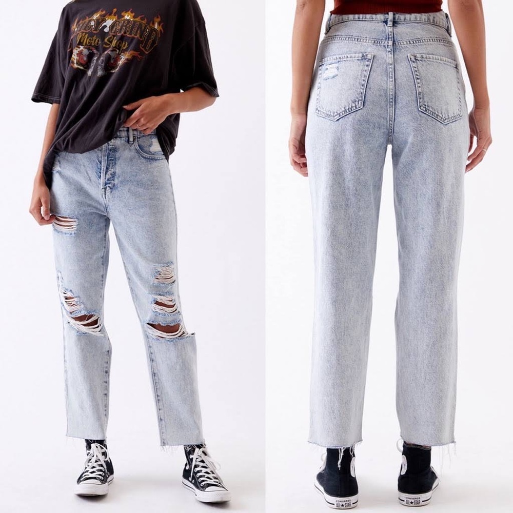 Pacsun Light Wash Distressed Jeans